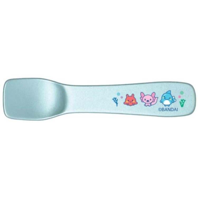 商品仕様【サイズ】本体：約W23×H109mmパッケージ：約W58×H127mm 【重量】約12g 【材質】 ・本体：アルミニウム ・台紙：紙 ・個装：PP 【特長】 ・すぐ食べたい！というお悩みを熱伝導で解決！ ・アルミニウムは熱伝導率がステンレスの約12倍と非常に高いため、手から伝わる体温で凍ったアイスを素早く溶かし、カチコチのアイスでも滑らかにすくえます。 ・オリジナルのかわいい台紙入り★ 【生産国】中国特記事項※画像はあくまでも商品イメージになります。実際の商品と色や仕様が異なる場合がありますので、予め御了承ください。 ※メーカー希望小売価格はメーカーカタログに基づいて掲載しています。