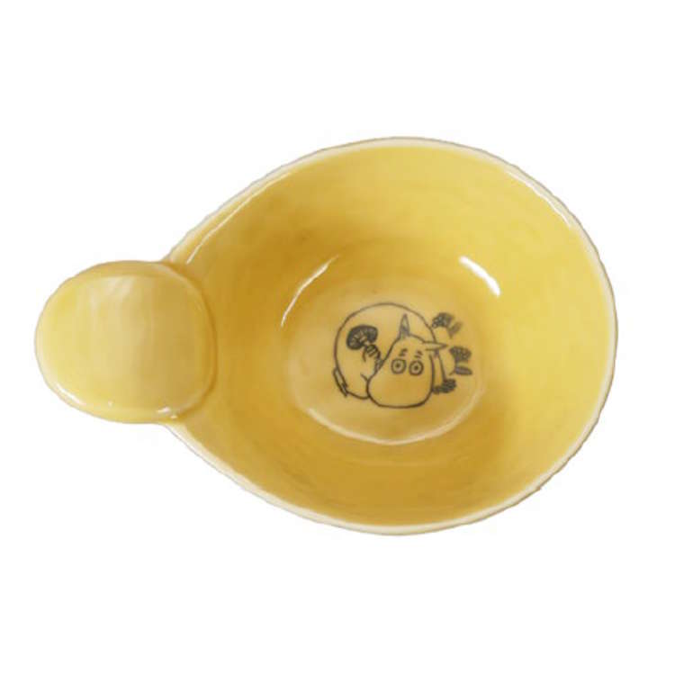 商品仕様【サイズ】約H50×160×115mm【素材】磁器【生産国】日本【仕様】レンジ可／あたためる程度(100度以下)・食洗器可／長時間の使用不可【容量】約220ml／満水特記事項※ご注文時の注意※ 陶磁器の性質上、色ムラやカスレ、黒点、突起など個体差が生じることがありますが、品質には問題ありません。また釉薬を使用している場合、微妙な色の違いや釉薬の流れたあとが目立つことがあります。※画像はあくまでも商品イメージになります。実際の商品と色や仕様が異なる場合がありますので、予め御了承ください。 ※メーカー希望小売価格はメーカーカタログに基づいて掲載しています。