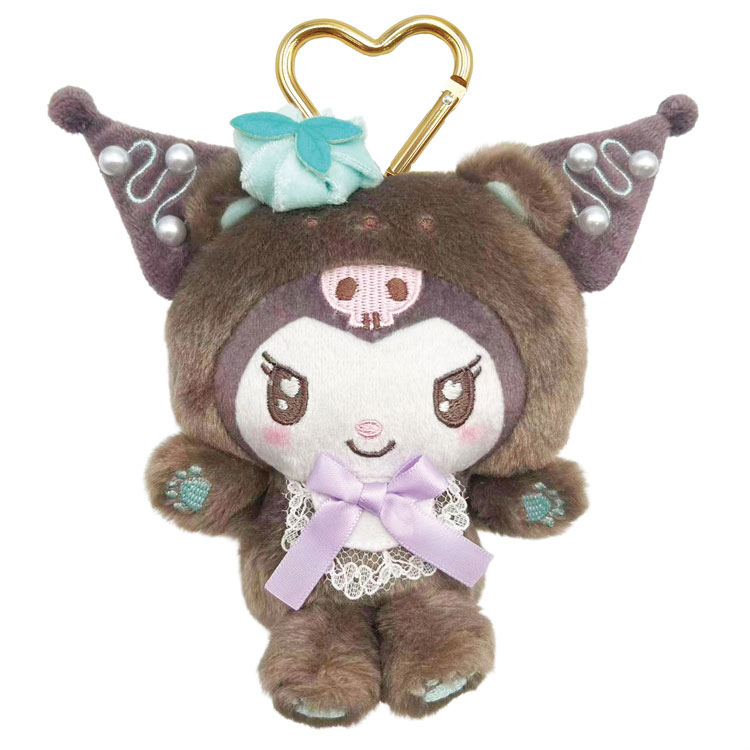 商品仕様【サイズ】全長約13cm※キャラクターによってサイズは異なります【素材】本体・中綿：ポリエステル100%【生産国】中国【特長】触り心地の良いふわふわ生地♪クリームやフルーツなどのかわいい装飾付き！ファスナーポケット付き！カラビナ付き！特記事項※画像はあくまでも商品イメージになります。実際の商品と色や仕様が異なる場合がありますので、予め御了承ください。 ※メーカー希望小売価格はメーカーカタログに基づいて掲載しています。
