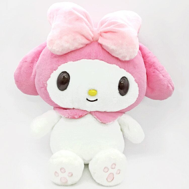 ※沖縄・離島など送料無料対象外の地域もございます。 商品説明 〔My Melody〕 やわらかい触感のほわほわぬいぐるみシリーズにマイメロディが登場♪ 仕様内容 サイズ：H53×W60×D33cm 特記事項画像はあくまでも商品イメージになります。実際の商品と色や仕様が多少異なる場合がございます。 ※メーカー希望小売価格はメーカーカタログに基づいて掲載しています。
