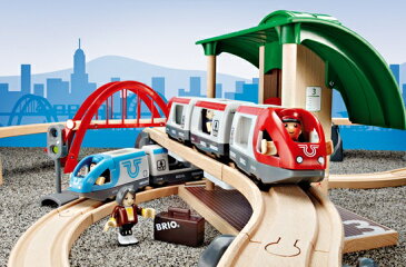 BRIO (ブリオ) トラベルレールセット 男の子 2歳 3歳 4歳 5歳 レール 乗り物おもちゃ 木のおもちゃ 木製玩具 幼児 子ども 木製 プレゼント ギフト 誕生日 【店頭受取対応商品】