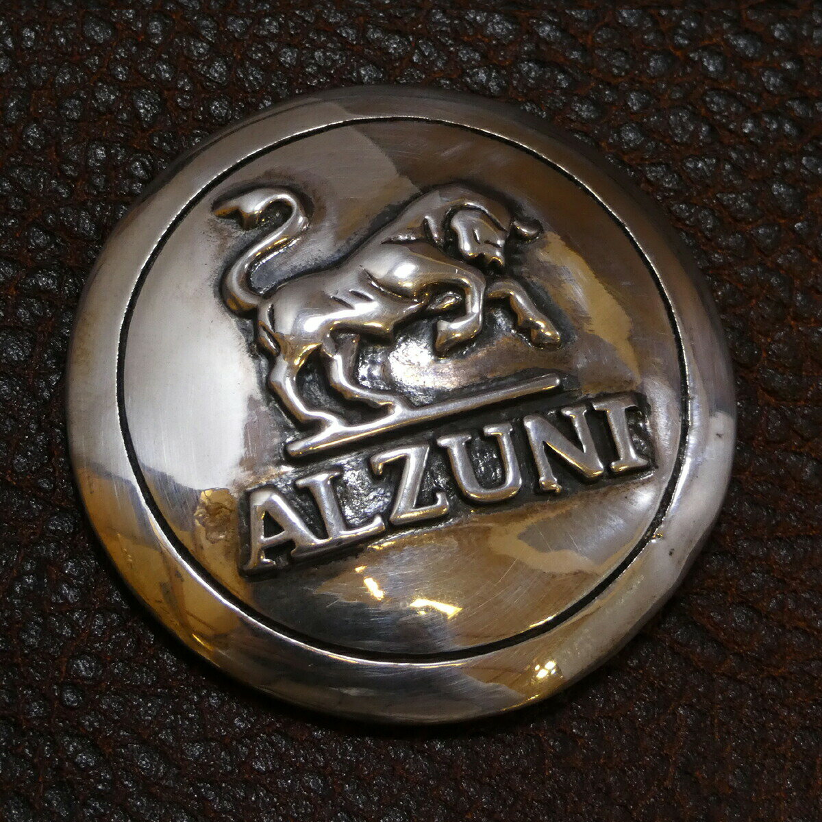 送料無料 ALZUNI アルズニ シルバー コンチョ アルズニロゴ 950 メンズ レディース 飾りボタン おしゃれ かわいい オリジナル シルバーアクセサリー...