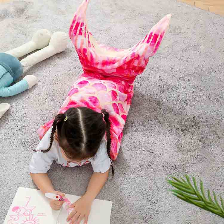 人魚 ブランケット 大人 マーメイド 着る毛布 ボア レディース 女の子 子供 キッズ 人魚姫 履ける毛布 毛布 膝掛け 110*60cm 140*60cm もこもこ 柔らかい 大判ブランケット マーメイドブランケット ビーチ マーメイド 人魚 送料無料 ama0505-10005297 エーエムエー サンプル画像2