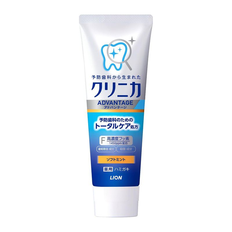 商品名 クリニカアドバンテージハミガキ ソフトミント 130g 商品説明 サイズ: 130グラムブランド クリニカ風味 ソフトミント商品の形状 ペースト商品サイズ (幅×奥行×高さ) :313mm×212mm×328mm内容量:130G安全上のお知らせ外用専用です。飲まずにください。子供の手の届かないところに保管してください。刺激が起きたら使用を中止して歯科医に相談してください。原材料・成分湿潤剤…ソルビット液、PG/清掃剤…無水ケイ酸A、無水ケイ酸/発泡剤…ヤシ油脂肪酸アミドプロピルベタイン液、POE硬化ヒマシ油、POEステアリルエーテル、ラウリル硫酸Na/薬用成分…PEG4000、ポリリン酸Na、フッ化ナトリウム(フッ素)、デキストラナーゼ(DEX)、ラウロイルサルコシンNa(LSS)/香味剤…香料(ソフトミントタイプ)、サッカリンNa/粘度調整剤…カラギーナン、アルギン酸Na/安定剤…酸化Ti、DL-アラニン、グリセリン脂肪酸エステル/粘結剤…キサンタンガム/清涼剤…メントール/洗浄剤・・・テトラデセンスルホン酸Na/コーティング剤…ヒドロキシエチルセルロースジメチルジアリルアンモニウムクロリド使用方法適量をブラシに取り、歯を清掃する。円を描くように磨き、すべての表面に注意を払い、よくすすいでください。※リニューアルなどによりパッケージなどの仕様が予告なく変更になる場合がございます。ご了承ください。 おすすめ商品