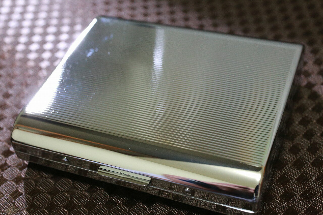 【PEARL】シガレットケース 18本 シルバー 85mm ストライプ模様 人気ブランド タバコケース レディース可 キングサイズ 金属製 たばこ入れ シルバー...