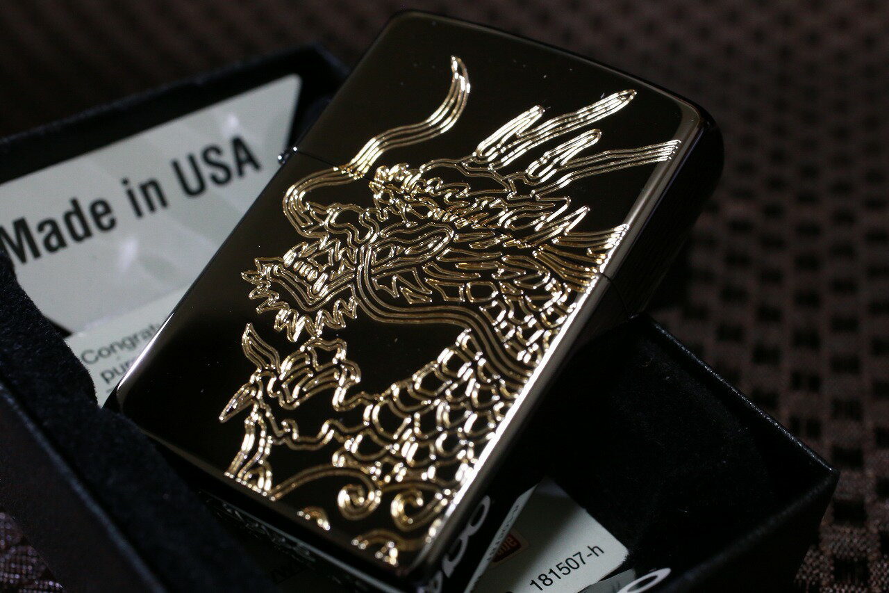 ブラック鏡面加工ジッポに金のドラゴンが美しいzippo 喫煙具 綺麗なジッポ Zippo 龍 ドラゴン クール ジッポドラゴン Zippo 人気 龍 ブラック鏡面 ジャパン ジッポドラゴン Zippo 黒ジッポ 龍ジッポ プレゼント ドラゴンズ かっこいい Dragon 雑貨屋 Amaterasu