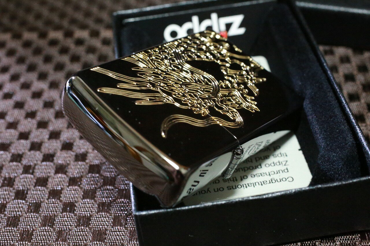 ブラック鏡面加工ジッポに金のドラゴンが美しいzippo 喫煙具 綺麗なジッポ Zippo 龍 ドラゴン クール ジッポドラゴン Zippo 人気 龍 ブラック鏡面 ジャパン ジッポドラゴン Zippo 黒ジッポ 龍ジッポ プレゼント ドラゴンズ かっこいい Dragon 雑貨屋 Amaterasu