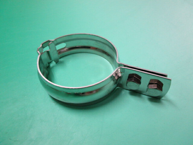 たて菅バンド75　VU・VP75用　89φ　ステンレス製（SUS304）　厚み2mm　幅32mm　竪管　立管　排水管バンド　伊豫永プレス工業製品