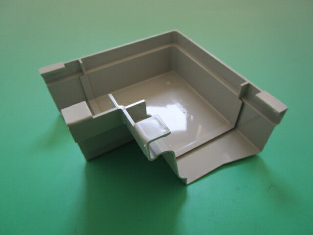 PC50　内曲り（90°）　MQC1430　パナソニック雨樋　パールグレー（しろ）