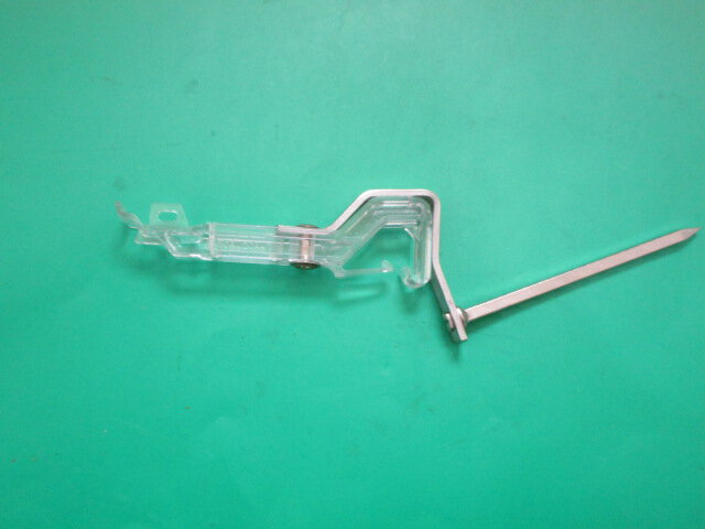 ジェイスケア　PJ70 　吊金具　 打込み　角足　4寸5分勾配（24°）　MQJ99351P　パナソニック　雨樋