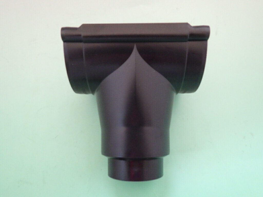 パナソニック(株)の雨樋で、アイアン丸105用の部品です。色はブラックです。