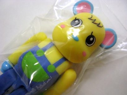 ベアブリック day after tomorrow