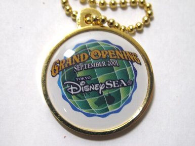 ディズニーリゾート限定　メタルストラップチャーム　ディズニーシーオープン