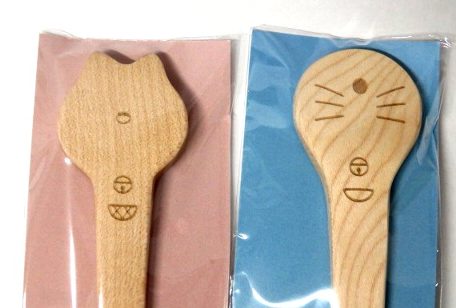 amax 楽天市場店の「1000円ポッキリ」藤子　限定　ドラえもん　メープルスプーン　フォークセット　※配達の指定はつきません｜アングル2