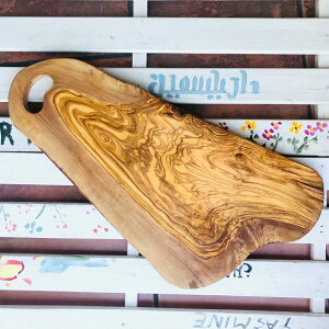 【特大サイズ】オリーブの木 個性あふれる1点もの 音楽を奏でよう 特大約56cm 自然の抗菌作用カッティングボード 北アフリカ・チュニジアより オリーブウッド 北アフリカ・チュニジアより おうちごはん テーブルコーディネート 天然素材 一点もの まな板