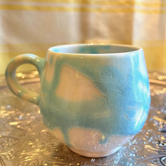【地中海陶器】ハネンさん　優しさあふれるホワイトブルーに魅せられる　マグカップ　フーリー PLWT