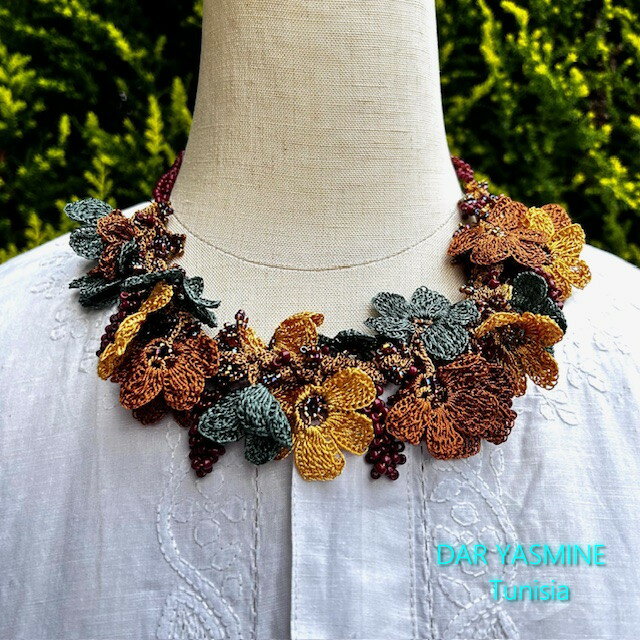 オヤoya刺繍 　トルコ伝統工芸　チョーカー　「深い森の奥で樹々からもらった癒しの力」　チョーカー12..