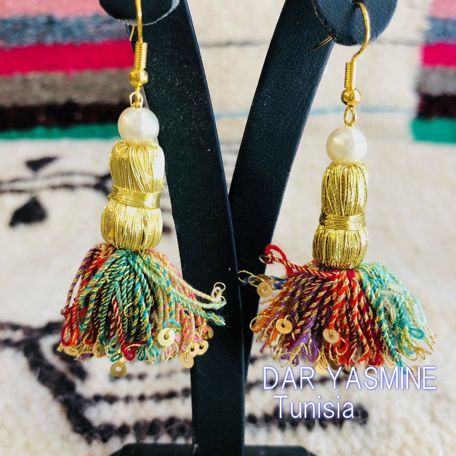 チュニジア　”シュウシュshush" フリフリキラキラタッセル　手作り