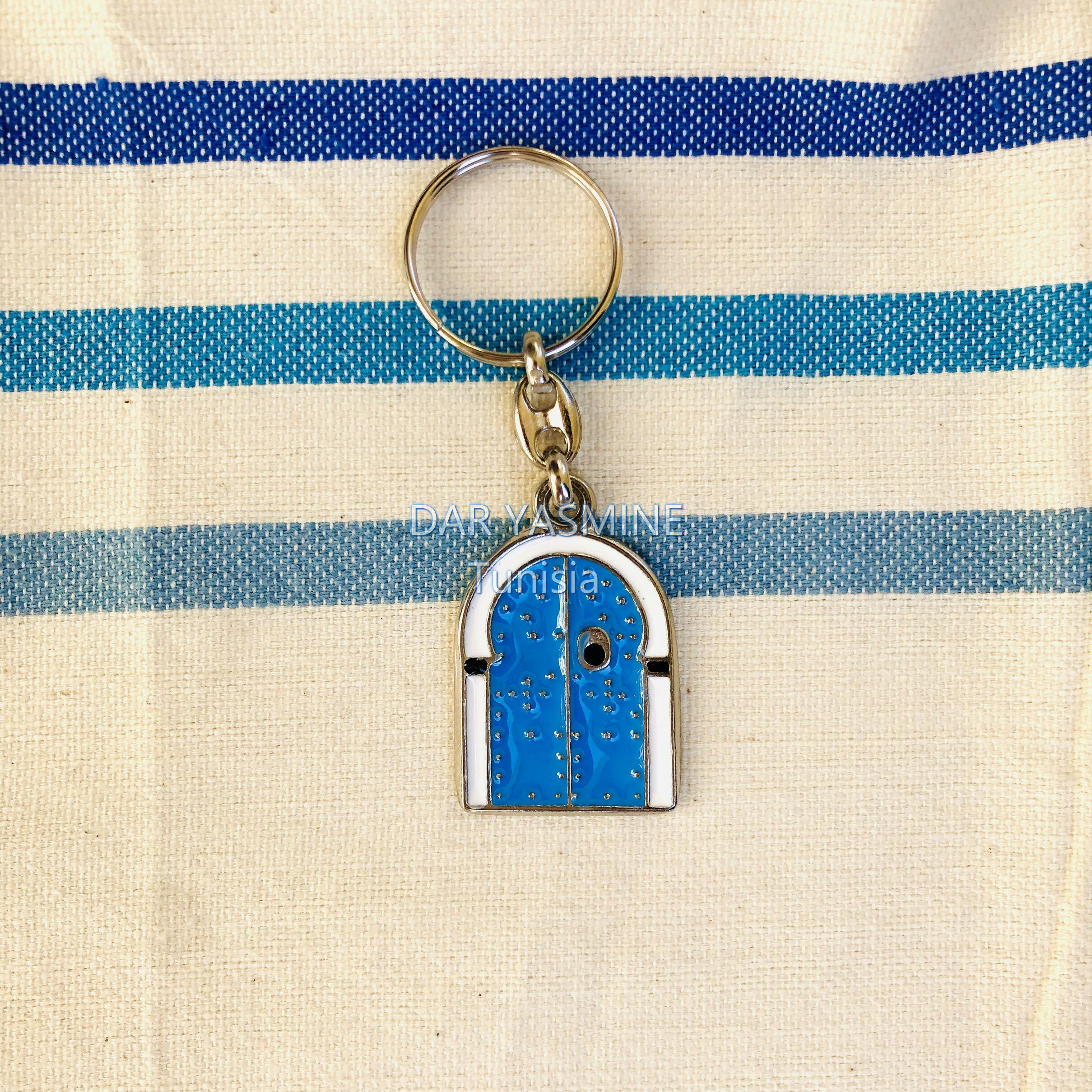 チュニジアの風景　ドアのキーホルダー　シディブサイド　sidi bou said　ブルーA