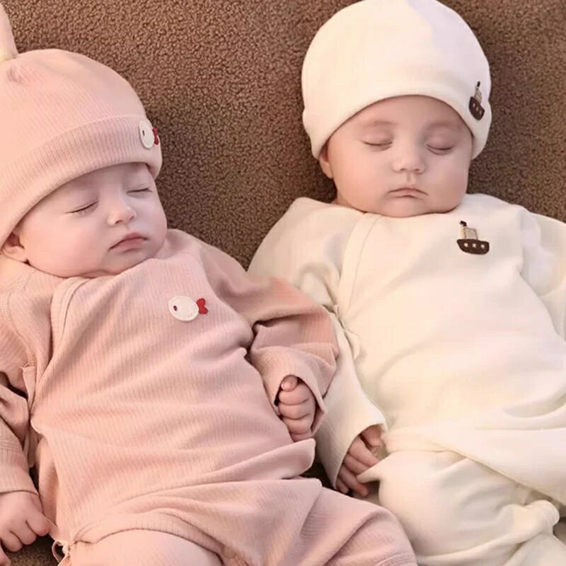 【退院着にもオススメ】 あったか素材リブワンポイントロンパース 60cm