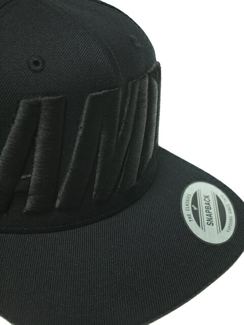【Atomicdope】AMD Logo Classic Snapback Cap Black on Black スナップバックキャップ 帽子 黒 アトミックドープ フリーサイズ