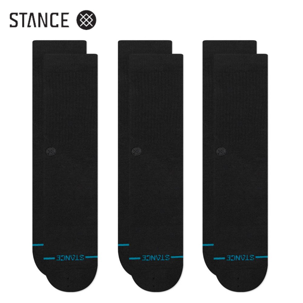 (ボディと同色のロゴデザイン) ●3足セット　●スタイル：クルー　●素材：コームドコットンブレンド 伸縮性のあるリブがふくらはぎを包み込み、きつ過ぎずゆるくない極上のフィット感を生み出します。トラブルの多いつま先やかかと部分はクッション性も...