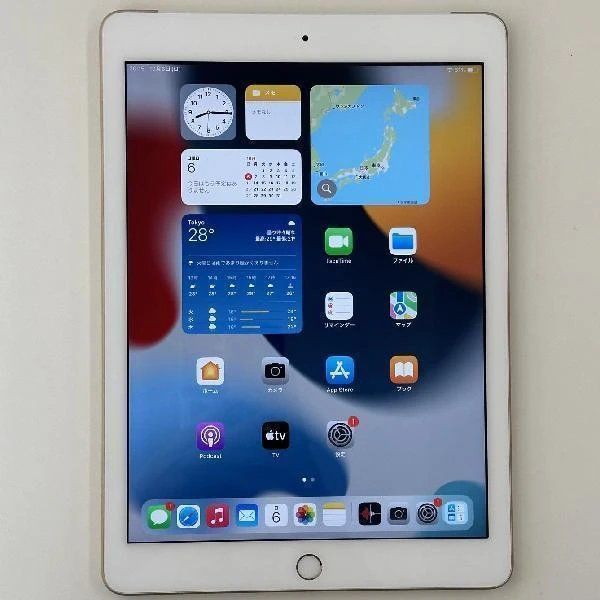 【中古】iPad 第5世代 docomo版SIMフリー 32GB MPG42J/A A1823 美品