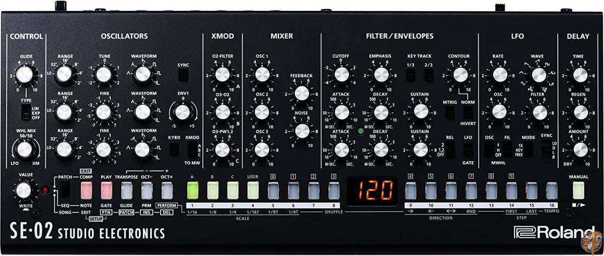 Roland SE-02 Analog Synthesizer シンセサイザー 送料無料