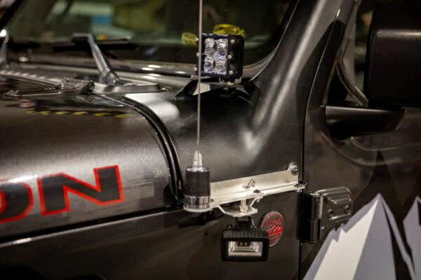 【 アメリカンアドベンチャーラボ 】 カウルブラケット ペア (JL/JT共通)