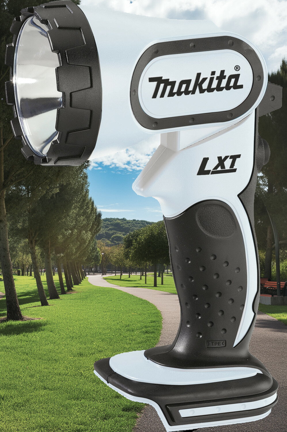 マキタ ライト 18V DML185 フラッシュライト 本体のみ makita ワークライト 予備電球付 軽量 並行輸入品小型 現場 DIY 整備...