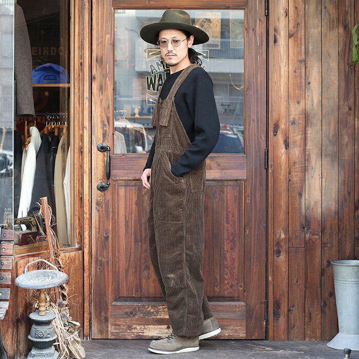 BLACK SIGN ブラックサイン / 「Random Cord Delta Apron Over-Alls / BROWN」ランダムコーデュロイオーバーオール / MEN'S メンズ / パンツ / オーバーオール / オールインワン / ツナギ / コーデュロイ / 無地 / ヴィンテージ / カジュアル / アメカジ / ブラウン