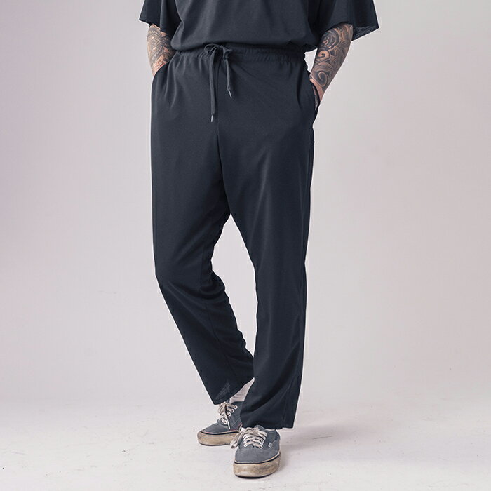 NASTOYS ナストイズ / 「High Performance Fabric Eazy Long Pants / NAVY」ハイパフォーマンスイージーパンツ / NTP-240101 / MEN'S メンズ / セットアップ / テーパードシルエット / 高機能素材 / 速乾性 / 透湿性 / 無地 / カジュアル / アメカジ