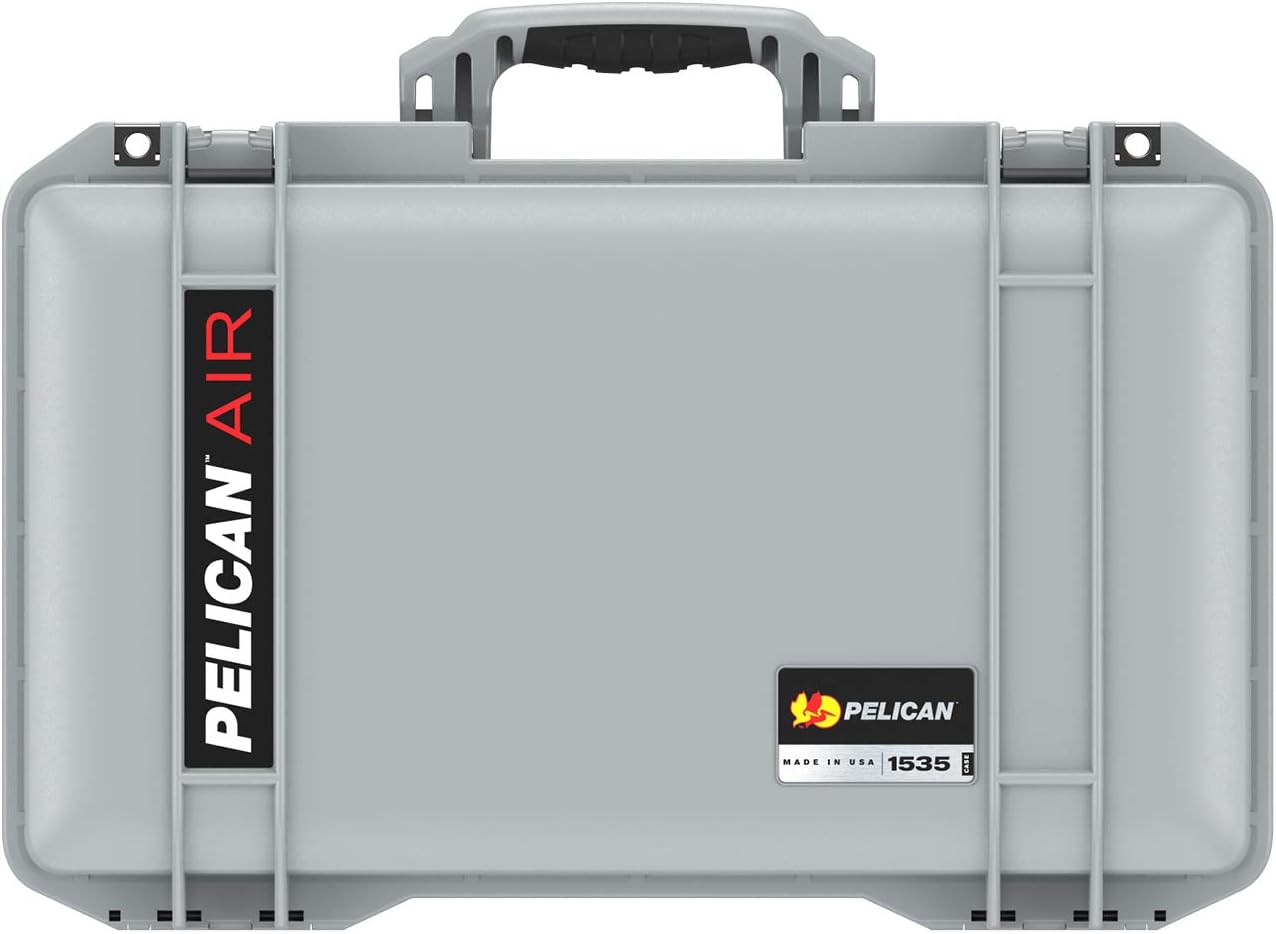 �ڥꥫ�� ������ 1535 ������ �ե������դ� [����С�] Pelican Air 1535 Case with Foam [Silver] 015350-0002-180