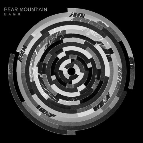 2016/9/9 発売輸入盤レーベル：LAST GANG RECORDS収録曲：Bear Mountain's electro/dance style blends syncopated bass lines and arpeggiated synth chords with live instrumentation and soaring vocals to produce a style that is unmistakeably fresh and powerfully captivating.