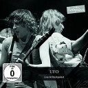 2016/1/15 発売輸入盤レーベル：MADE IN GERMANY MUSI収録曲：From the first notes of "Lettin' Go" you can hear an experienced band celebrating a compact, homogenic, and straight forward performance UFO presented the highlights of their then recent albums "Lights Out", "Obsession", and "No Place To Run" (incl. The magnificent Elvis Presely-cover of "Mystery Train") as well as the breathtaking encores "Rock Bottom" and "Doctor Doctor"!