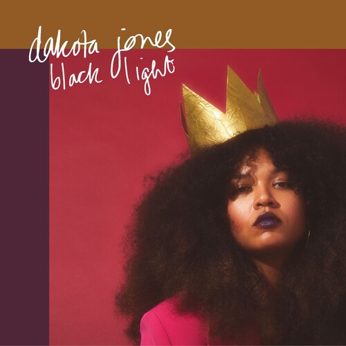 2021/9/3 発売UK盤レーベル：IMPORTS収録曲：In an age where artistic merit is awarded to those who shout the loudest, Dakota Jones pride themselves on an unwavering ability to leave a lasting impression. Spearheaded by Tristan Carter-Jones fierce and unashamedly uncensored songwriting, the band's fast-growing reputation as formidable live act has stamped Dakota Jones with the hell-hath-no-fury power of Chaka Khan, the wild spontaneity of Janis Joplin, and the honey-dripping sensuality of Marvin Gaye. Their debut album's message of proud black heritage and triumphant queerness manifests itself in Carter-Jones' ability to challenge norms of adulthood and femininity as she takes a deep dive into some of life's most visceral emotions. Serving as an instant tone setter, the album opens with the line "Stretch marks from growing pains" with Carter-Jones lamenting the woes of adjusting to adulthood on lead single 'Did It To Myself' - her husky and commanding vocal instantly asserting it's place in the spotlight. The atmosphere soon turns steamy on the flirtatious title track 'Blacklight,' whilst fantasising over a modern-day Bonnie & Clyde love affair the funk-laden 'We Playin Bad Games' packs a punch with it's tale of free spirits entwined in a haze of late-night revelry. Production comes courtesy of the Grammy-winning John Wooler, ex Virgin Records A+R and founder of the Blues label Pointblank who has worked with everyone from John Lee Hooker and John Hammond to Isaac Hayes and Van Morrison. The album also features a wealth of hugely talented and accomplished musicians, including backing vocalist Kudisan Kai, former backing vocalist for the likes of Elton John, Chaka Khan, Anita Baker, Natalie Cole, Beck, Sting, Mary J. Blige and Jill Scott. Also present; Grammy winning keyboardist Jon Gilutin, who has spent years working with some of the industry's most respected and iconic artists including Linda Ronstadt, James Taylor, Lady Gaga, Willie Nelson, Aretha Franklin, Diana Ross, Jackson Browne, Celine Dion, Bonnie Rait and Carole King. You'll also hear the talents of acclaimed guitarist Michael Toles. Most well-known for being a part of the Stax Records group The Bar Kays, and for his contributions on famous records by Issac Hayes, Al Green, BB King, Johnny Taylor, Rufus Thomas, Albert King to name just a few. Dakota Jones are a rising funk, soul and blues rock band from Brooklyn, New York City. Comprising of Tristan Carter-Jones (vocals), Scott Kramp (bass) Steve Ross (drums), and acclaimed musician Randy Jacobs (guitar) - former member of Was (Not Was) who has recorded for Seal, Bonnie Raitt, Tears for Fears, Elton John and many others. Though Carter-Jones and Ross first met in 1999 whilst at primary school, the band formed years later following a series of home jam sessions in 2016. The band's collective alias originates from Carter-Jones's middle name, 'Dakota'. Dakota Jones have since released a string of acclaimed singles and EPs as well as received international attention for their track, 'Have Mercy' after it featured on Netflix's 2019 film, Always Be My Maybe starring Ali Wong and Randall Park - and now after years of hard work and determination, the band are finally set to reveal their long awaited debut album. "We'd been regularly releasing EPs, waiting for our chance to come, and wondering what that would look like," says Carter-Jones. "We didn't realise until we started making this record that we needed to stop waiting for some break to come along, and just do it ourselves, independently. "