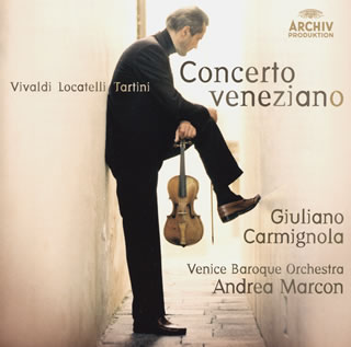 バロック・ヴァイオリンの帝王などと呼ばれているカルミニョーラにぴったりの選曲。収録の3曲はヴィルトゥオジティ満載で、奔放なのに優美で、情熱的なのに品格の高い彼の"やりたい放題"がたっぷりと味わえる。作品そのものの魅力が、彼のヴァイオリンの魅力にすり替わってしまっているとも言える。(堀)【品番】　UCCA-5020【JAN】　4988031273326【発売日】　2018年05月23日【収録内容】(1)ヴァイオリンと(2群の)弦楽のための協奏曲変ロ長調RV.583(ヴィヴァルディ)(2)ヴァイオリンと弦楽のための協奏曲ホ短調RV.278(ヴィヴァルディ)(3)ヴァイオリン協奏曲ト長調op.3-9(ロカテッリ)(4)ヴァイオリンと弦楽のための協奏曲イ長調D.96(タルティーニ)※[SHM-CD]【関連キーワード】ジュリアーノ・カルミニョーラ|アンドレーア・マルコン|ヴェニス・バロック・オーケストラ|ジュリアーノ・カルミニョーラ|アンドレーア・マルコン|ヴェニス・バロック・オーケストラ|ヴェネツィア・キョウソウキョクシュウ|ヴァイオリント・2グンノ・ゲンガクノタメノ・キョウソウキョク・ヘンロチョウチョウ・RV0583|ヴァイオリント・ゲンガクノタメノ・キョウソウキョク・ホタンチョウ・RV0278|ヴァイオリン・キョウソウキョク・トチョウチョウ・OP0003・9|ヴァイオリント・ゲンガクノタメノ・キョウソウキョク・イチョウチョウ・D0096