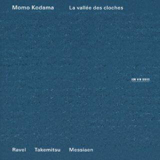 【品番】　UCCE-5069【JAN】　4988031658864【発売日】　2024年09月11日【収録内容】(1)組曲 ≪鏡≫ 蛾(2)組曲 ≪鏡≫ 悲しげな鳥たち(3)組曲 ≪鏡≫ 海原の小舟(4)組曲 ≪鏡≫ 道化師の朝の歌(5)組曲 ≪鏡≫ 鐘の谷(6)雨の樹素描(7)ニワムシクイ【関連キーワード】児玉桃|オリヴィエ・メシアン|モリス・ラヴェル|武満徹|コダマ・モモ|オリヴィエ・メシアン|モリス・ラヴェル|タケミツトオル|カネノタニ・ラベル・タケミツ・メシアン・ピアノサクヒンシュウ|クミキョク・カガミ|クミキョク・カガミ|クミキョク・カガミ|クミキョク・カガミ|クミキョク・カガミ|アメノキソビョウ|ニワムシクイ