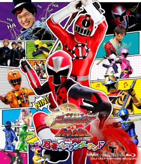 2大スーパー戦隊が夢の競演を果たす"VS"シリーズの2016年公開作。シャドーラインの残党・闇博士マーブロの野望を砕くため、ニンニンジャーとトッキュウジャーがともに立ち上がり激しい戦いを繰り広げる。【品番】　BSTD-21087【JAN】　4988101233045【発売日】　2026年07月29日【関連キーワード】山下康介|八手三郎|笹野高史|佛田洋|中澤祥次郎|矢柴俊博|山里亮太|下山健人|中村嘉惟人|志尊淳|山谷花純|横浜流星|福沢博文|平牧仁|森高愛|長濱慎|西川俊介|松本岳|矢野優花|多和田任益|小島梨里杏|ヤマシタコウスケ|ヤツデサブロウ|ササノタカシ|ブツダヒロシ|ナカザワショウジロウ|ヤシバトシヒロ|ヤマサトリョウタ|シモヤマケント|ナカムラカイト|シソンジュン|ヤマヤカスミ|ヨコハマリュウセイ|フクザワヒロフミ|ヒラマキジン|モリタカアイ|ナガハマシン|ニシカワシュンスケ|マツモトガク|ヤノユウカ|タワダヒデヤ|コジマリリア|シュリケン・センタイ・ニンニンジャー・VS・トッキュウジャー・ザ・ムーヴィー・ニンジャ・イン・ワンダーランド|