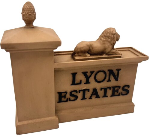 BACK TO THE FUTURE - LYON ESTATES SCALED PROP REPL (バック・トゥ・ザ・フューチャー/「LYON ESTATES」ゲート)