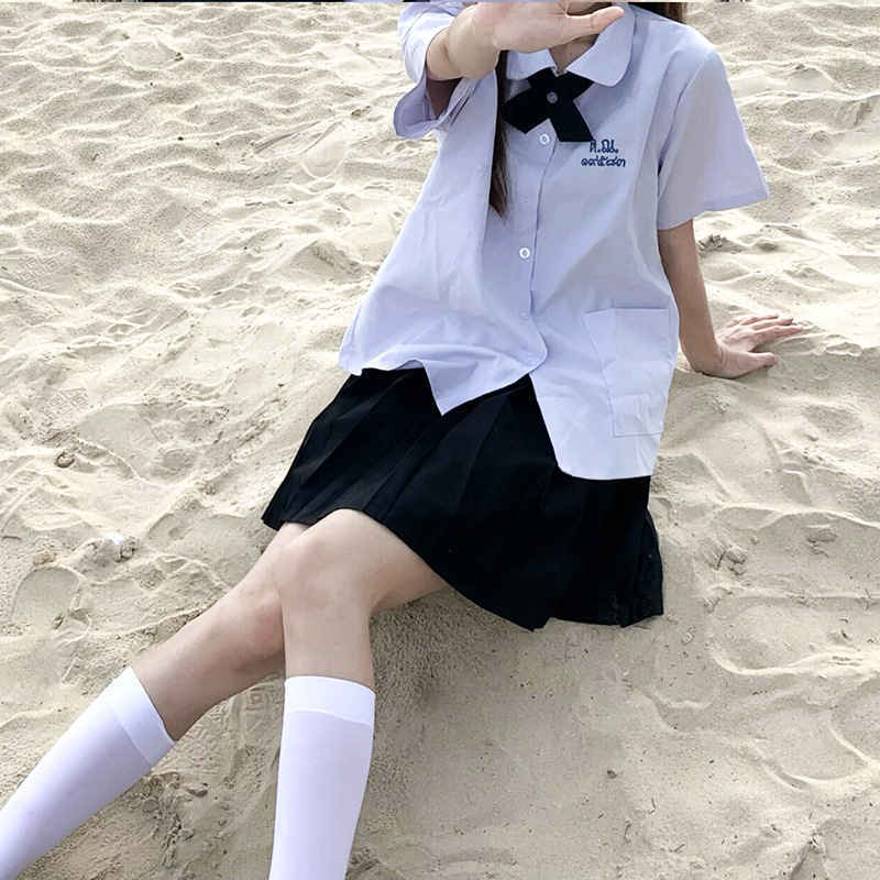 上質 JK制服 3点セット 春秋新品 制服 コスプレ ハロウィン スクール 仮装 衣装 おすすめ 可愛い コスチューム 女子高生制服 コスプレ 半袖シャツ 卒業式服 衣装 コスプレ衣装 学生 高校生 セット スカート プリーツ 蝶ネクタイ jk 制服 大きいサイズ 大人 可愛い 送料無料