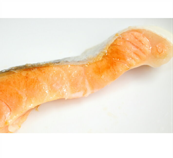 送料無料　銀鮭　一本物　約3kg　塩引き　飾り切り　チリ産　頭無し　等級プレミアム　二枚卸可　お歳暮　新巻　贈答　化粧箱入　【ギンシャケ　ギンサケ　ぎん　切身】アメ横　沖縄+800円