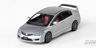 1/64 Honda シビック Type-R FD2 シルバー ボンネットデカール、交換用ホイールセット付[INNO Models]《在庫切れ》