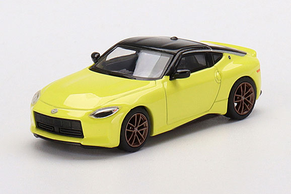 1/64 Nissan Z プロトスペック 2023 イカズチイエロー(左ハンドル)[MINI GT]《在庫切れ》のサムネイル