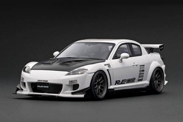 1/18 Mazda RX-8 (SE3P) RE Amemiya White[COjbVf]yzsρE݌ɕit