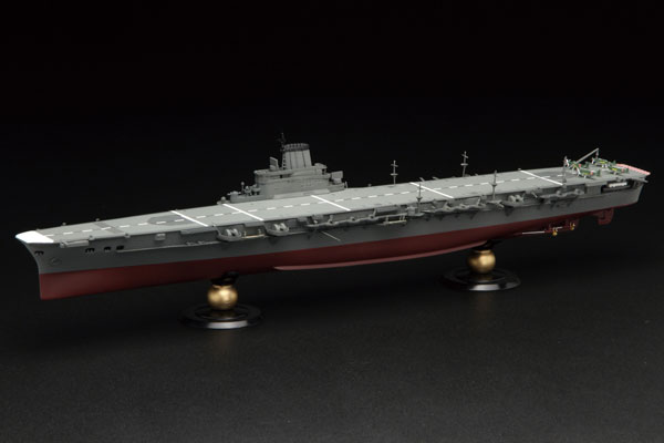1/700 帝国海軍シリーズ No.18 EX-1 日本海軍航空母艦 大鳳 (ラテックス甲板仕様) フルハルモデル(エッチングパーツ付き) フジミ模型 《07月予約》
