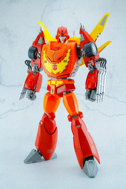 ULTIMETAL S 戦え！超ロボット生命体トランスフォーマー2010 ロディマスコンボイ ACTION TOYS 【送料無料】《発売済 在庫品》