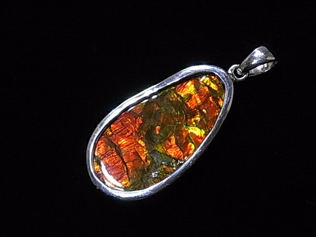 アンモライトシルバーフリーフォームペンダントトップ