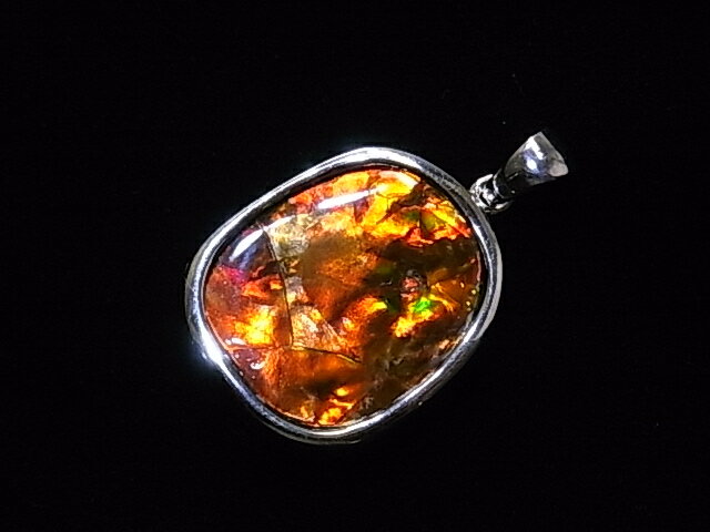 アンモライトシルバーフリーフォームペンダントトップ