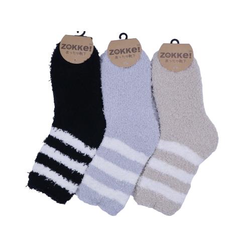 もこもこ太ボーダー柄の靴下です。JANコード : 4979073683969商品番号 : WMB0138B【生産国】中国製【素材】・ポリエステル【商品サイズ】23-25cm?もこもこ太ボーダー柄の靴下です。備考お取り寄せにお時間を要する場合...